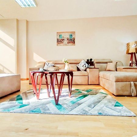 Garden City Apartment In Downtown Le Caire Extérieur photo