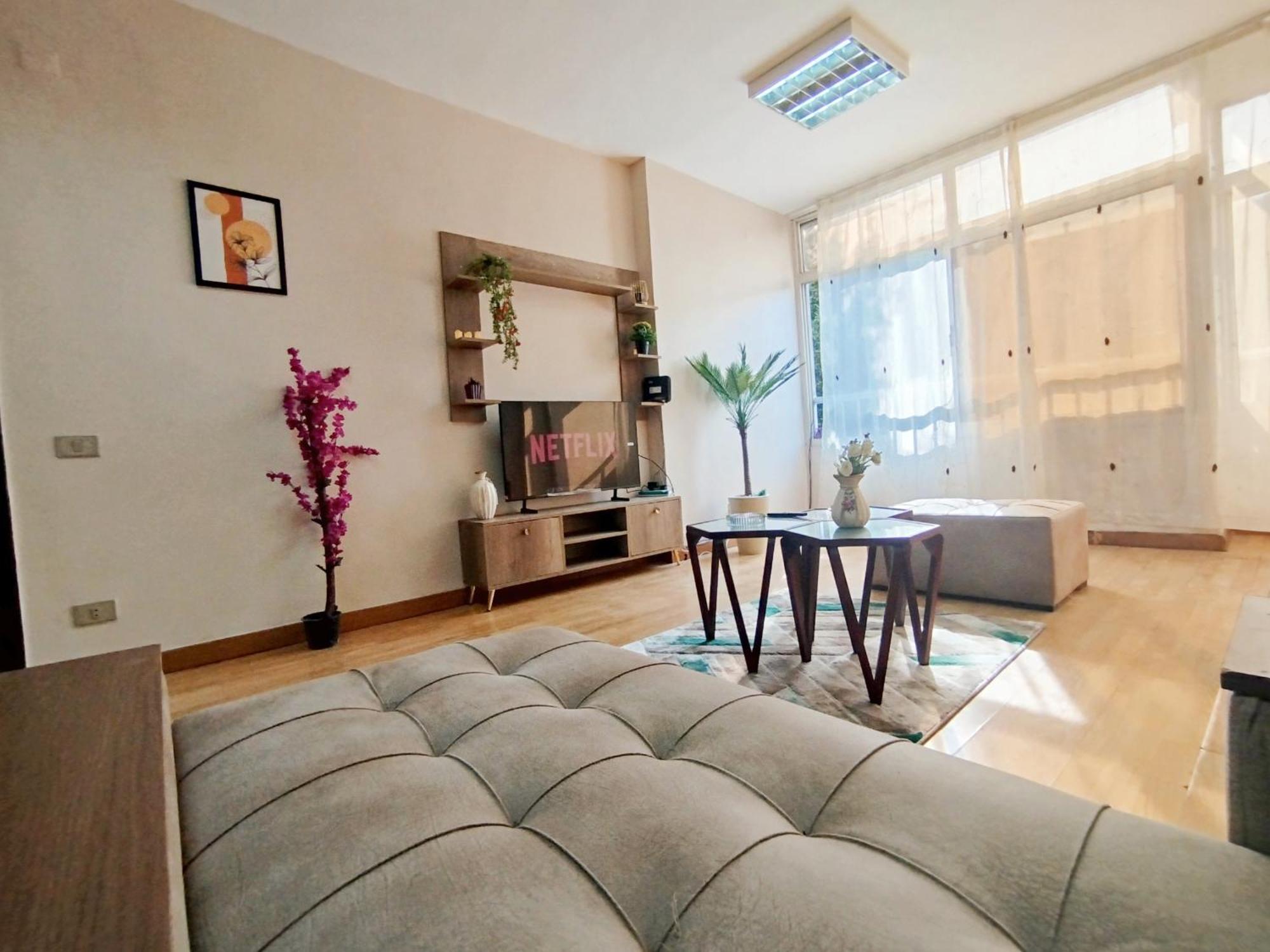 Garden City Apartment In Downtown Le Caire Extérieur photo